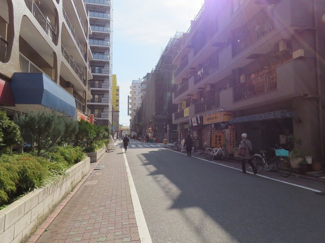 西蒲田スカイハイツ　建物まわりの道路
