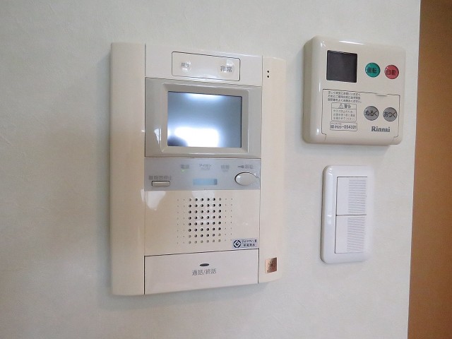 レグノ・スイート三軒茶屋　モニター付きインターホン