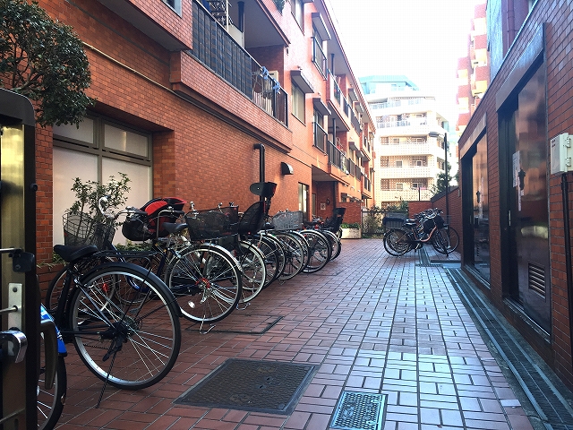 ハイネス小石川　アプローチ