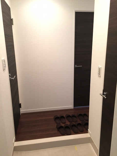 ハイネス小石川　玄関
