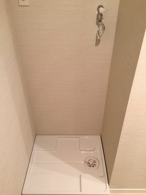 ハイネス小石川　洗濯機置場