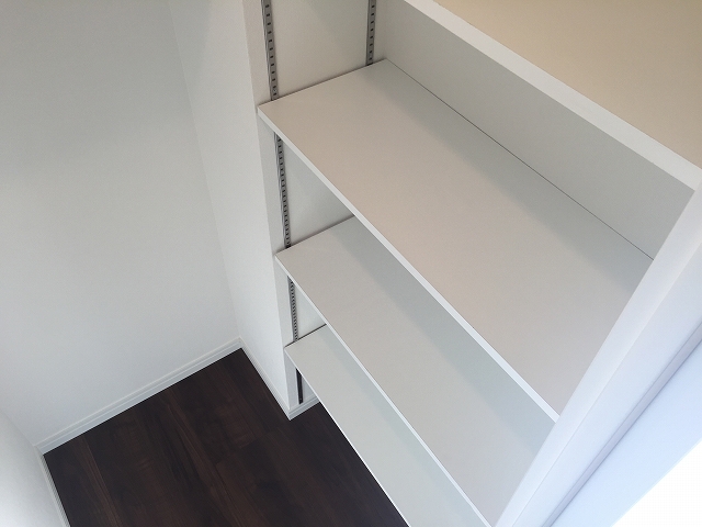 ハイネス小石川　洋室約6.3帖収納