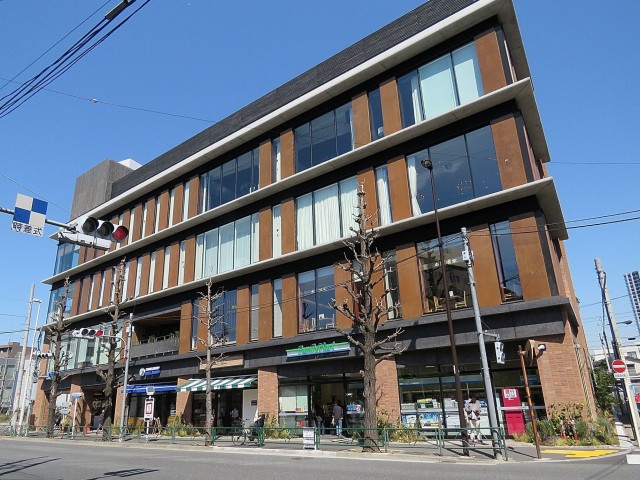 目白ローヤルコーポ　ドラッド目白