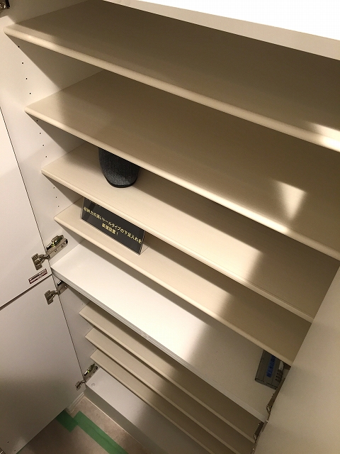 桜上水山森マンション　シューズボックス