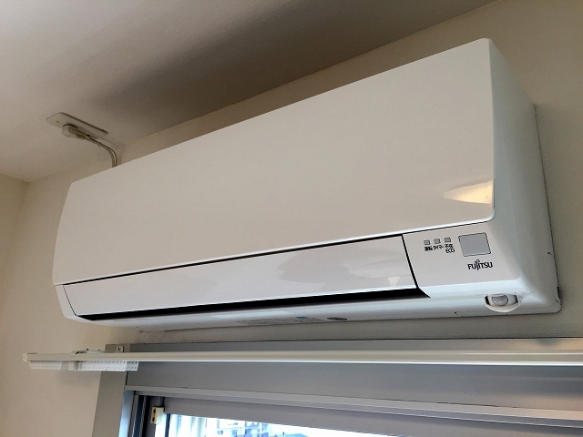 桜上水山森マンション　リビングダイニングキッチンエアコン