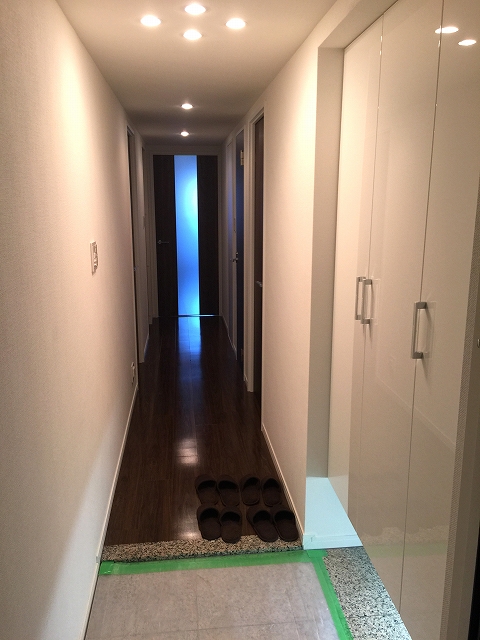 東京マスタープレイス　玄関