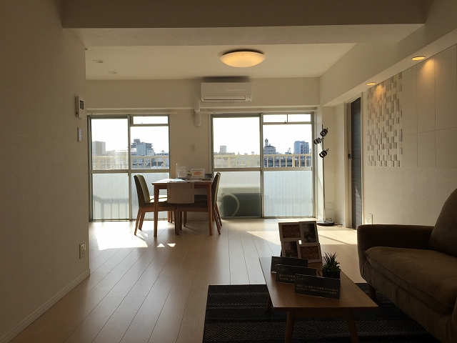 カサベルド富士見　リビングダイニングキッチン