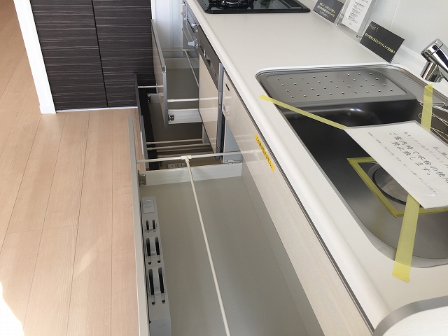 カサベルド富士見　キッチン