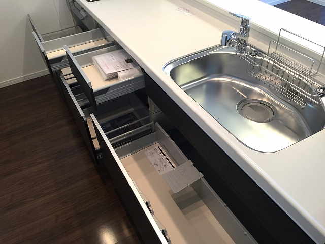 東京マスタープレイス　キッチン