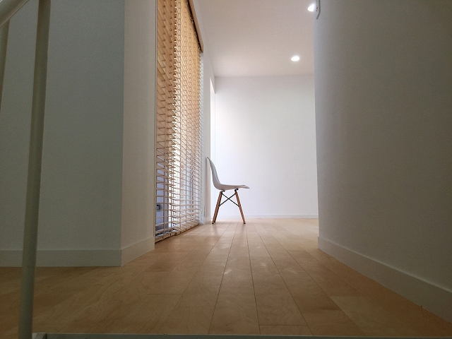 ガーデンコート成城ＵＮＩＴＥＤ　ＣＵＢＥＳ　廊下