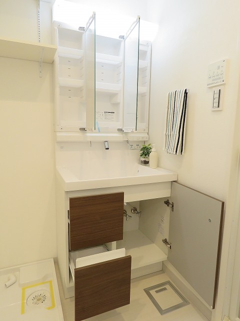 ブリリアンス五反田　洗面化粧台