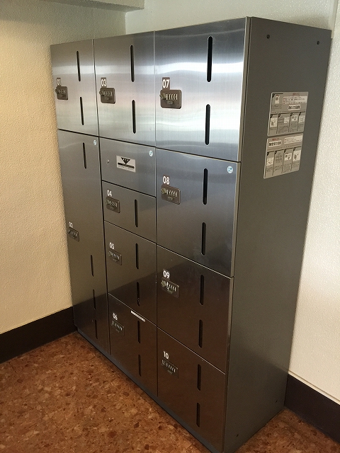 ハイライフ高田馬場　宅配ボックス