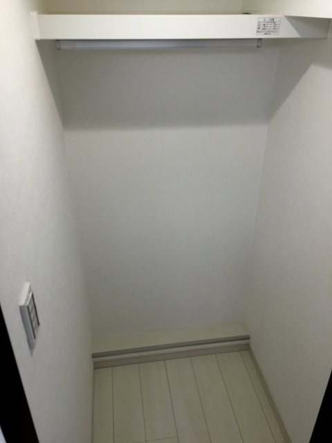 シャンボール荻窪　洋室約4.7帖収納