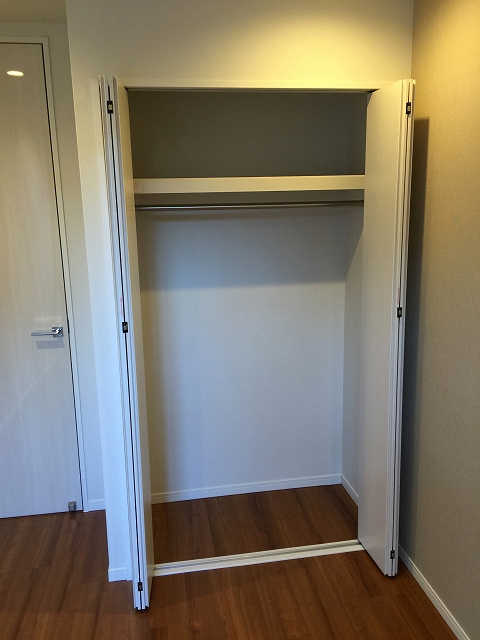 クランツ経堂　洋室西側収納