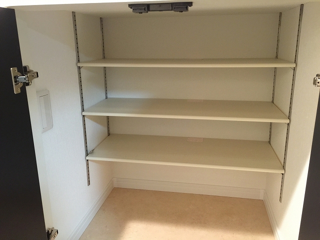 赤坂コーポ　シューズボックス