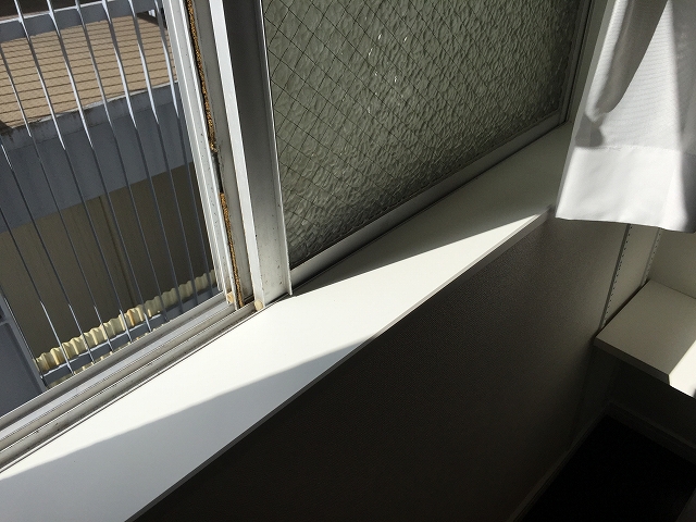 赤坂コーポ　キッチン横窓