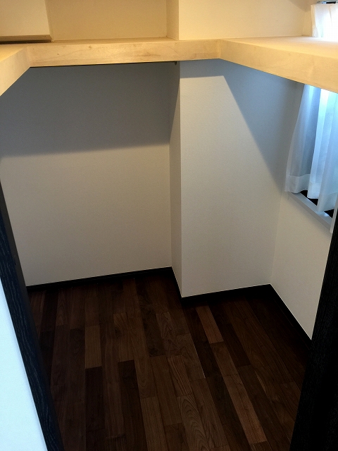 マルモール代々木　洋室約7.2帖収納