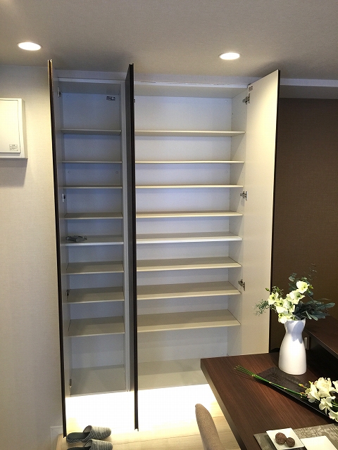 トーア高輪ガーデン　シューズボックス