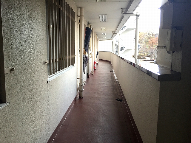 六本木ハイツ　外廊下