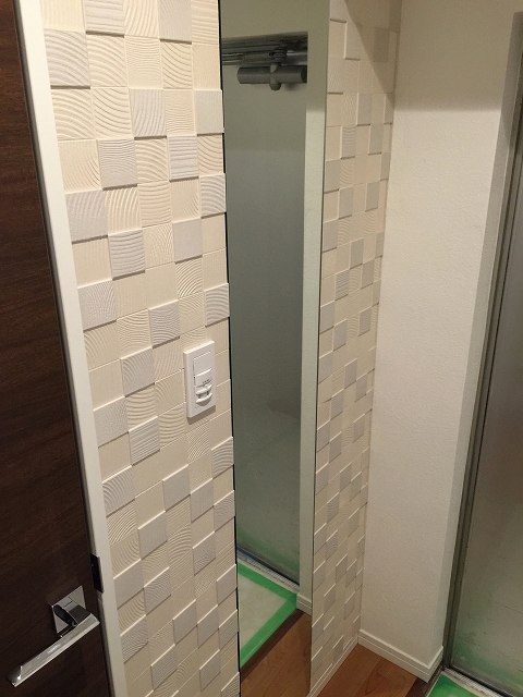 六本木ハイツ　玄関ミラー