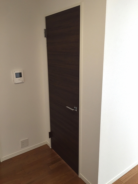 六本木ハイツ　洋室約8帖