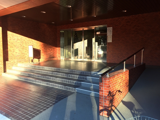 砧公園ヒミコマンション　エントランス