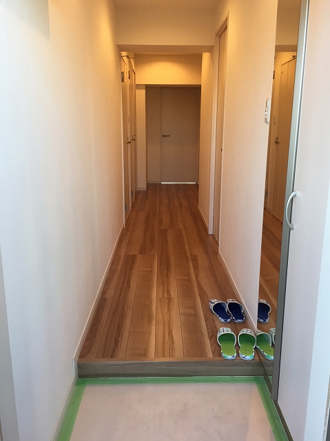 砧公園ヒミコマンション　玄関