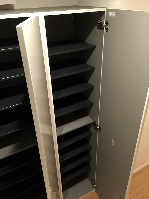 ライオンズマンション八幡山　シューズボックス