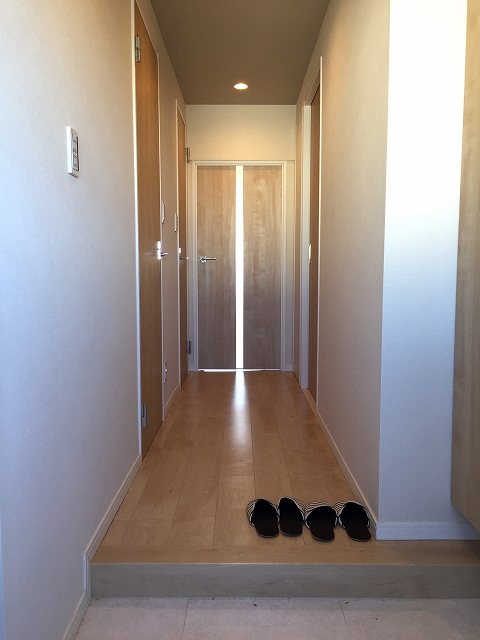 ガーデン堀ノ内住宅　玄関