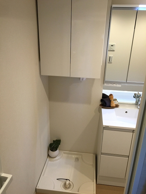 ガーデン堀ノ内住宅　洗濯機置場