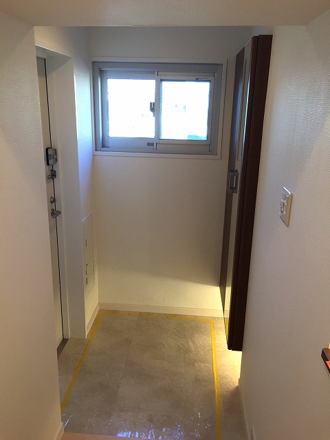 シーアイマンション駒場　玄関