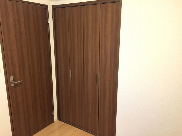 シーアイマンション駒場　洋室約4.5帖収納