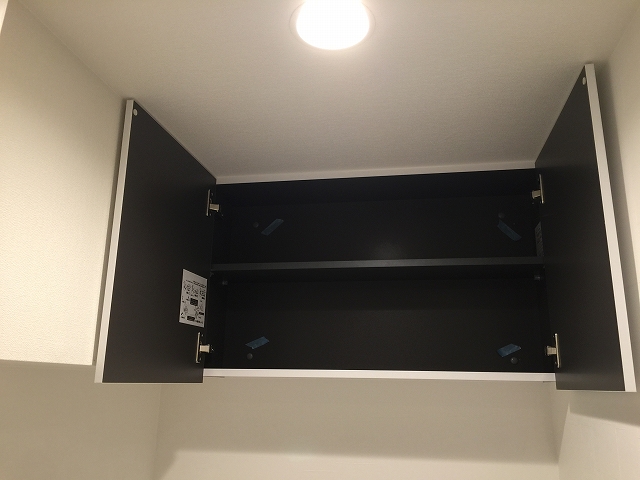 日興パレス西荻窪　トイレ収納