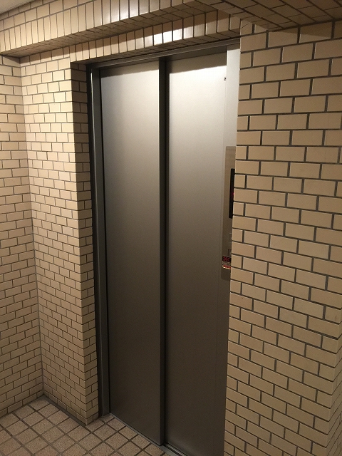 日興パレス西荻窪　エレベーター