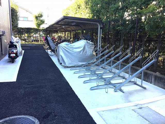 グランドベイス世田谷ガーデン　駐輪場