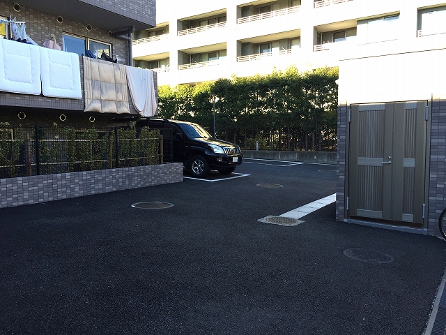 グランドベイス世田谷ガーデン　駐車場