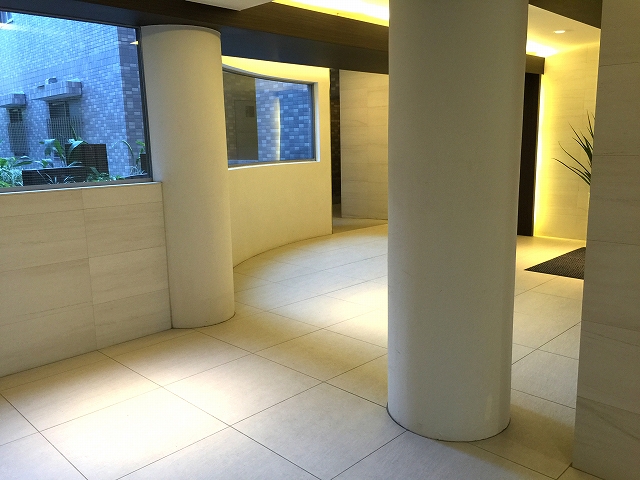 グランドベイス世田谷ガーデン　エントランスホール