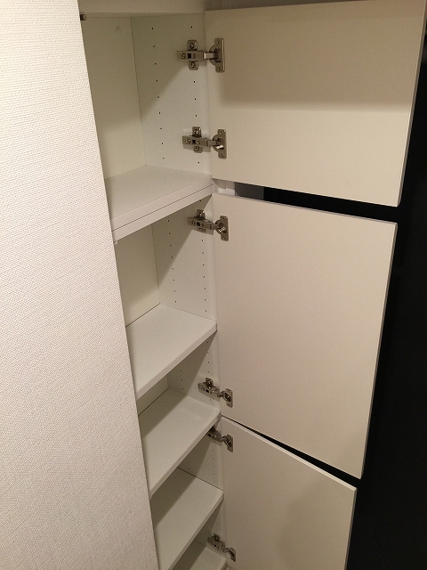 グランドベイス世田谷ガーデン　玄関収納