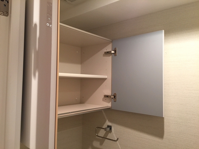 グランドベイス世田谷ガーデン　トイレ収納