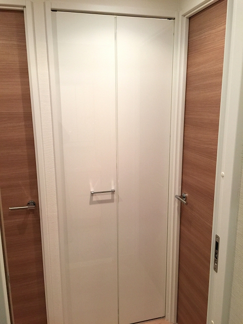 グランドベイス世田谷ガーデン　洗濯機置場