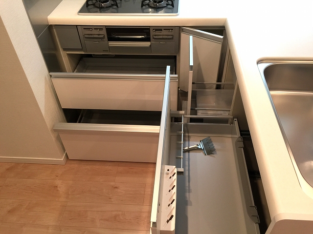 グランドベイス世田谷ガーデン　キッチン