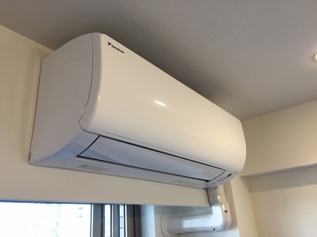 グランドベイス世田谷ガーデン　リビングエアコン