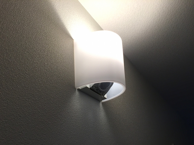 柿の木坂パレス　廊下照明