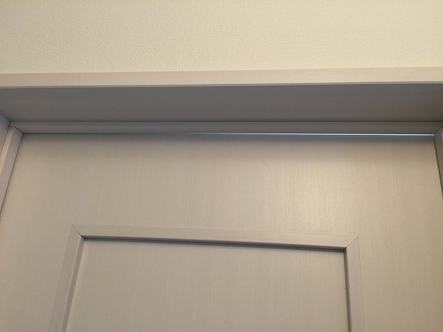 柿の木坂パレス　洋室約6帖ドア