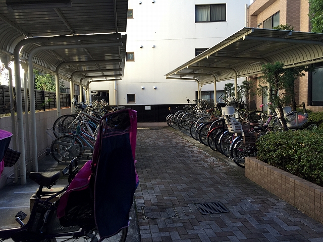 キャニオングランデ荻窪　駐輪場