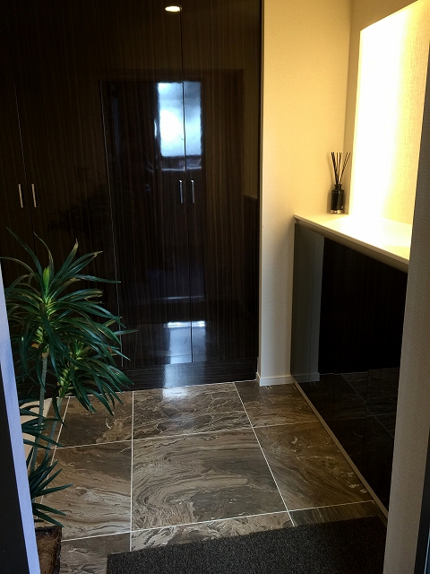 キャニオングランデ荻窪　玄関