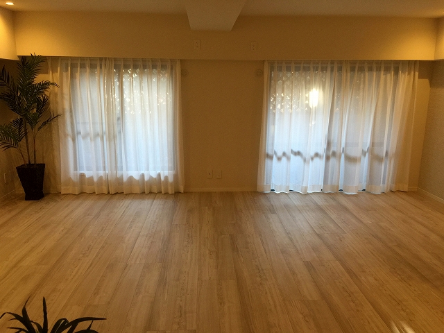 キャニオングランデ荻窪　リビングダイニングキッチン