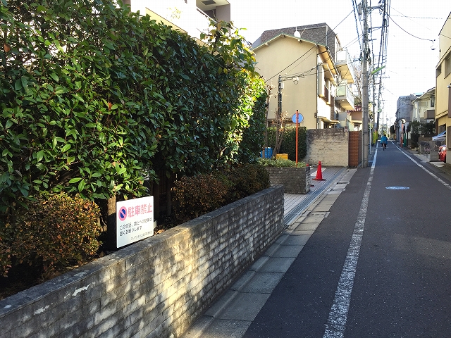 クレアシティ上北沢　前面道路