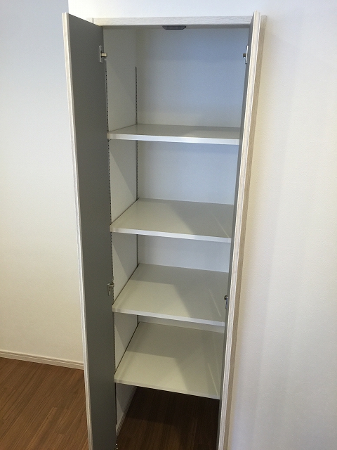 グランドメゾン目白　キッチンパントリー