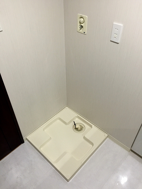 クレアシティ上北沢　洗濯機置場